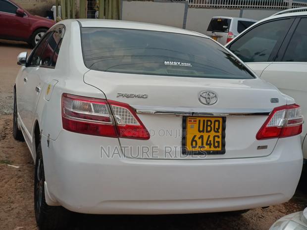 Toyota Premio 1.8 AWD 2014 White