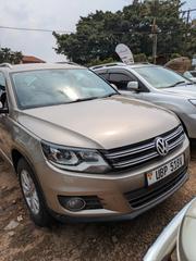 Volkswagen Tiguan 2014 Gold for sale