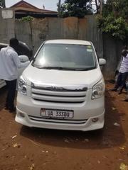 Toyota Noah 2.0 143hp AWD (7 Seater) 2010 White for sale