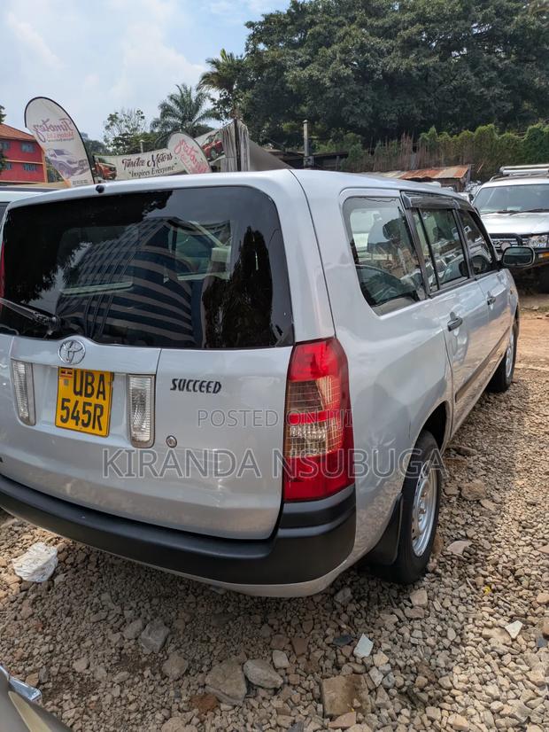 Toyota Probox 2014 Silver