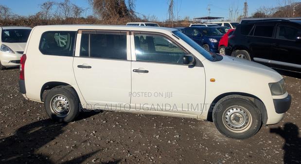 Toyota Probox 1.5 DX Comfort 4WD 2013 White