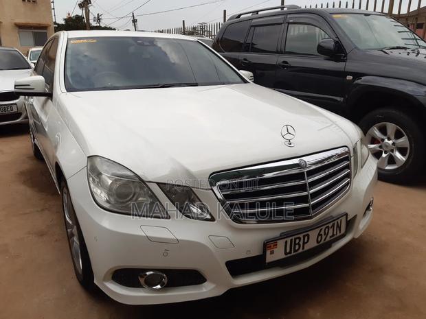 Mercedes-Benz E300 2019 White