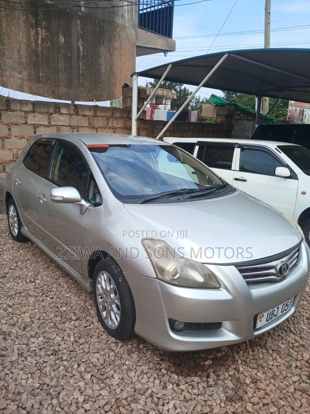 Toyota Blade 2006 Silver