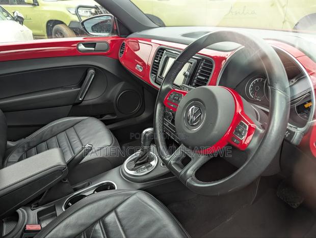 Volkswagen Beetle 2014 Maroon