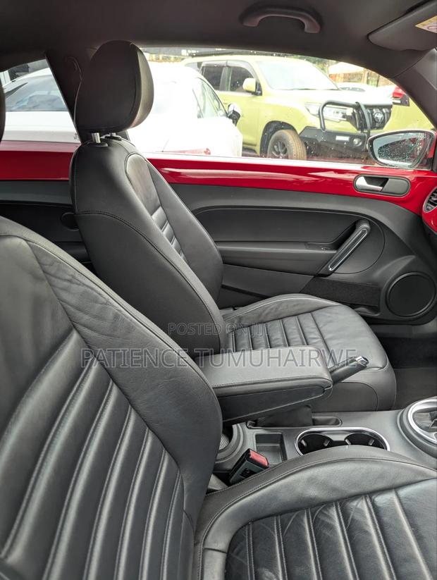 Volkswagen Beetle 2014 Maroon