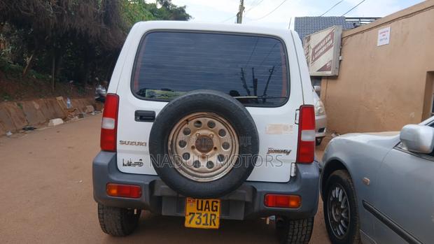 Suzuki Jimny 2005 White