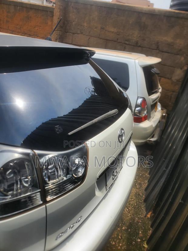 Toyota Harrier 2012 White
