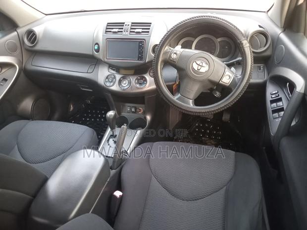 Toyota RAV4 2009 White