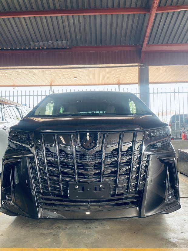 Toyota Alphard 2020 Gray