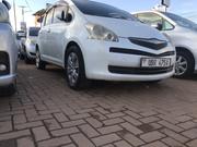 Toyota Ractis 2009 White for sale
