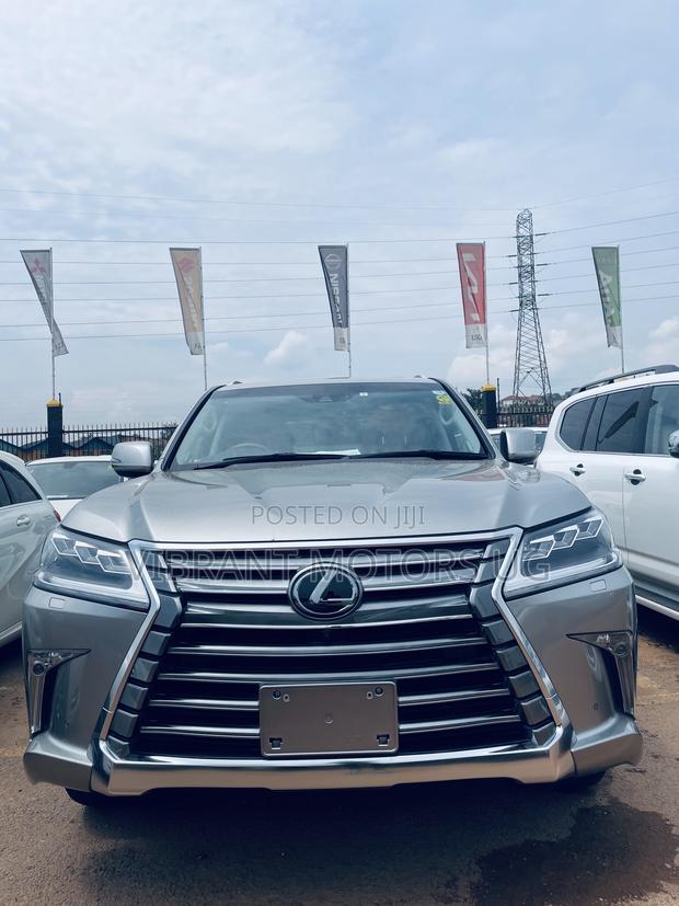 Lexus LX 570 AWD 2017 Gray