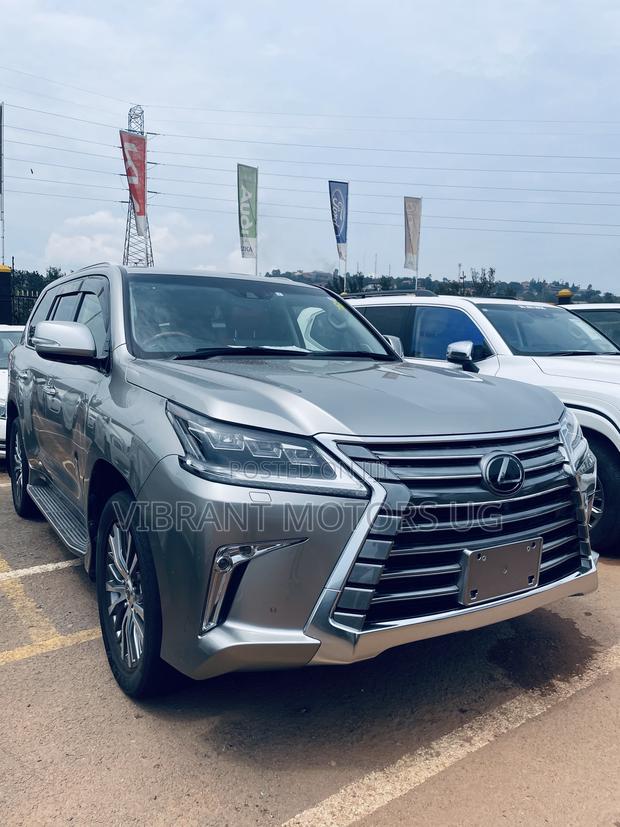 Lexus LX 570 AWD 2017 Gray