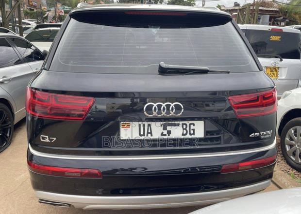 Audi Q7 2018 Black