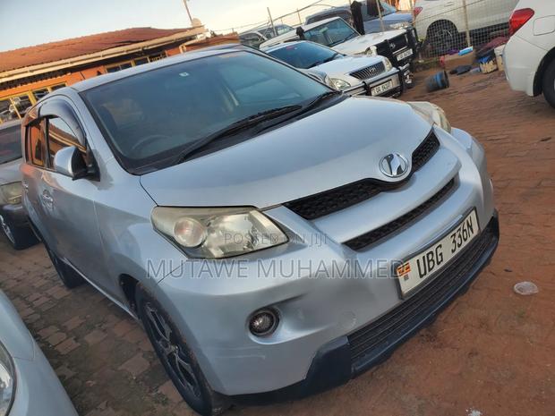 Toyota IST 2008 Silver