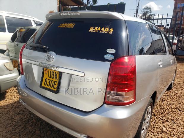 Toyota Wish 2007 Silver