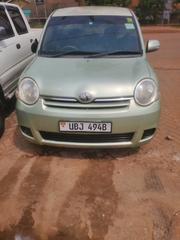Toyota Sienta 2008 Green for sale