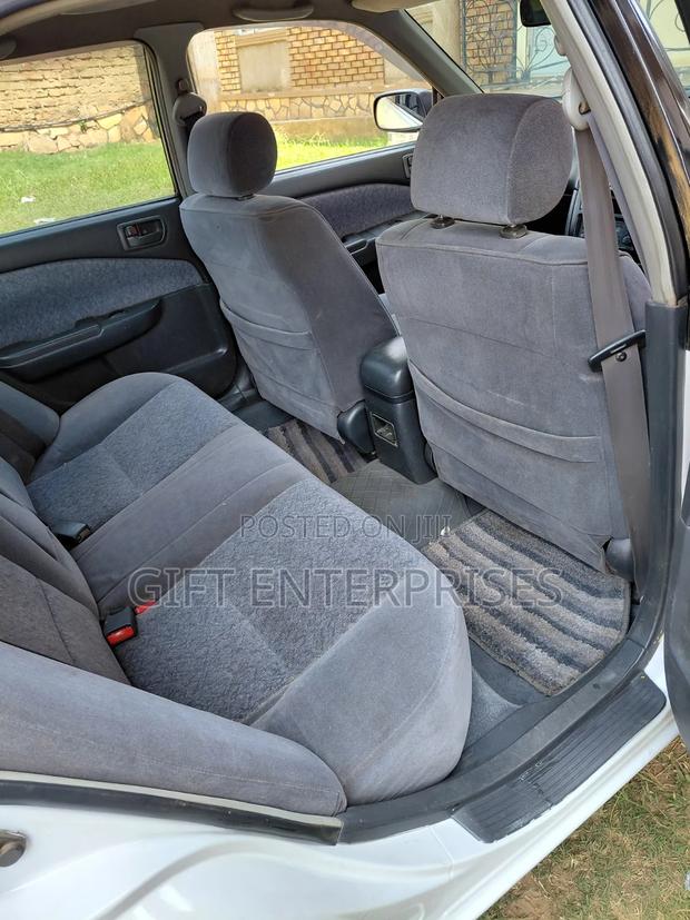 Toyota Premio 2001 Silver