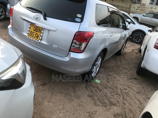 Toyota Corolla Fielder 2008 Silver