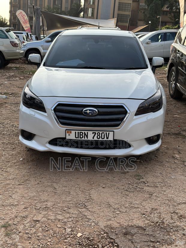 Subaru Legacy 2014 White