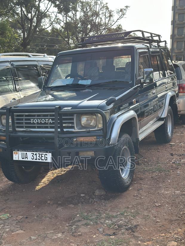 Toyota Land Cruiser Prado 2002 Green