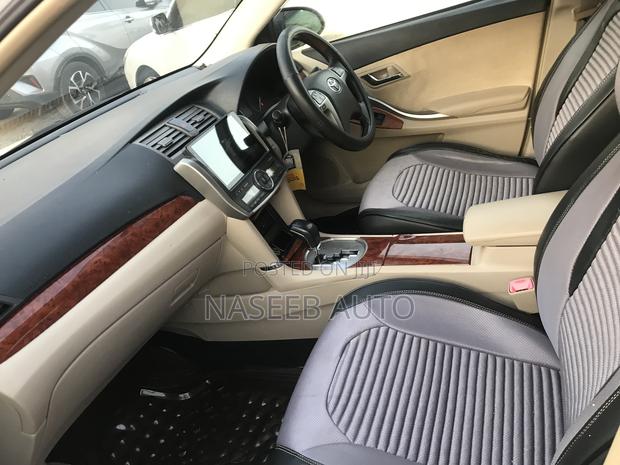 Toyota Premio 2012 White