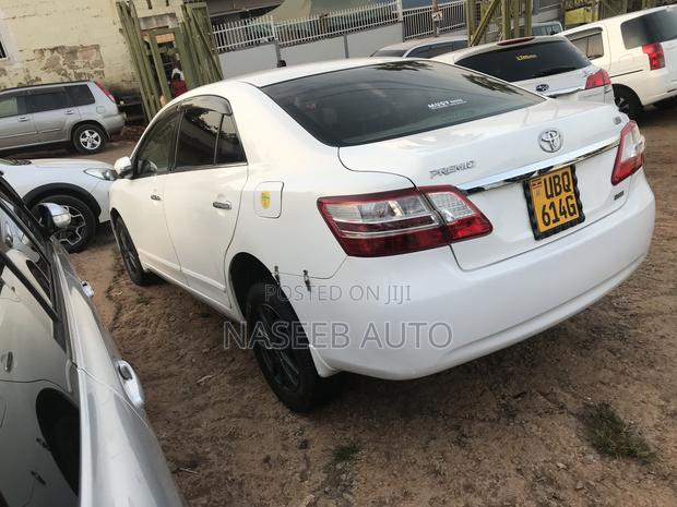 Toyota Premio 2012 White
