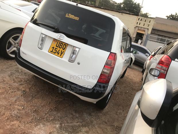 Toyota Probox 2007 White