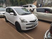 Toyota Ractis 1.5 AWD 2010 White for sale