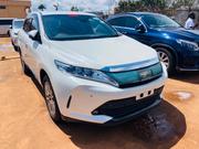 Toyota Harrier 2.0 2018 White for sale