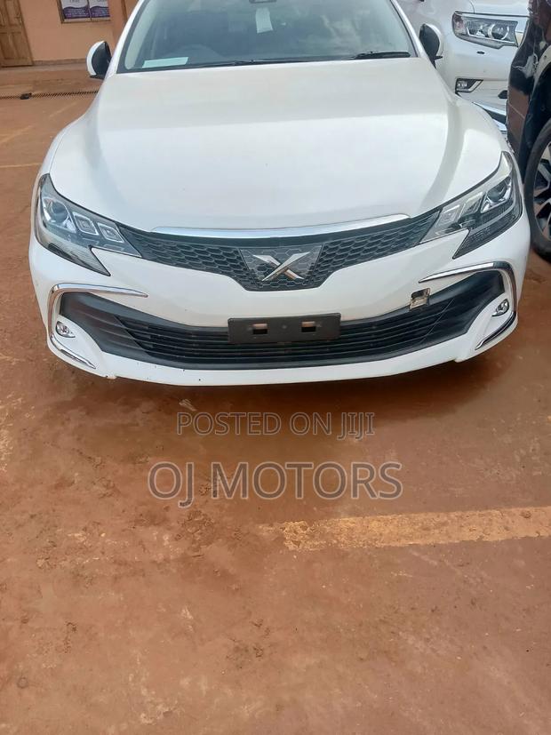 Toyota Mark X 2018 White