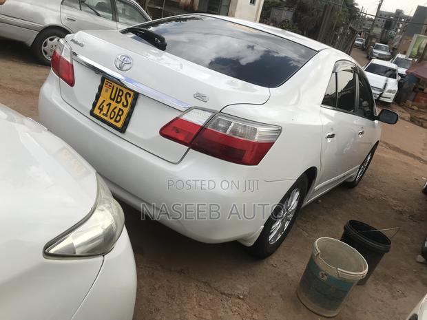 Toyota Premio 2009 White