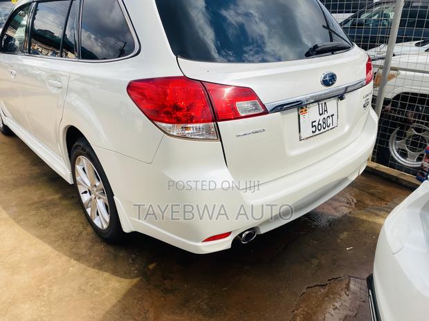 Subaru Legacy 2012 White