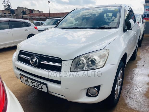 Toyota RAV4 2010