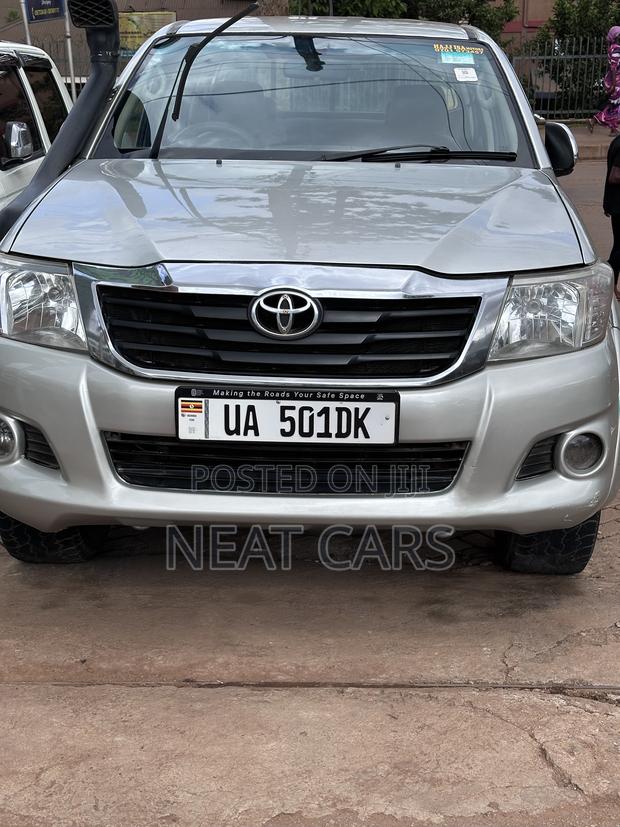 Toyota Hilux 2007 Silver