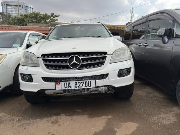 Mercedes-Benz M Class 2010 Pearl