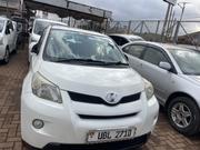 Toyota IST 2009 Pearl for sale