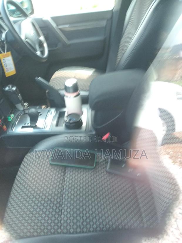 Mitsubishi Pajero 2012 White