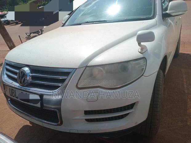 Volkswagen Touareg 2008 White