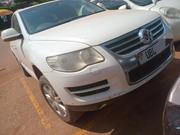 Volkswagen Touareg 2008 White for sale