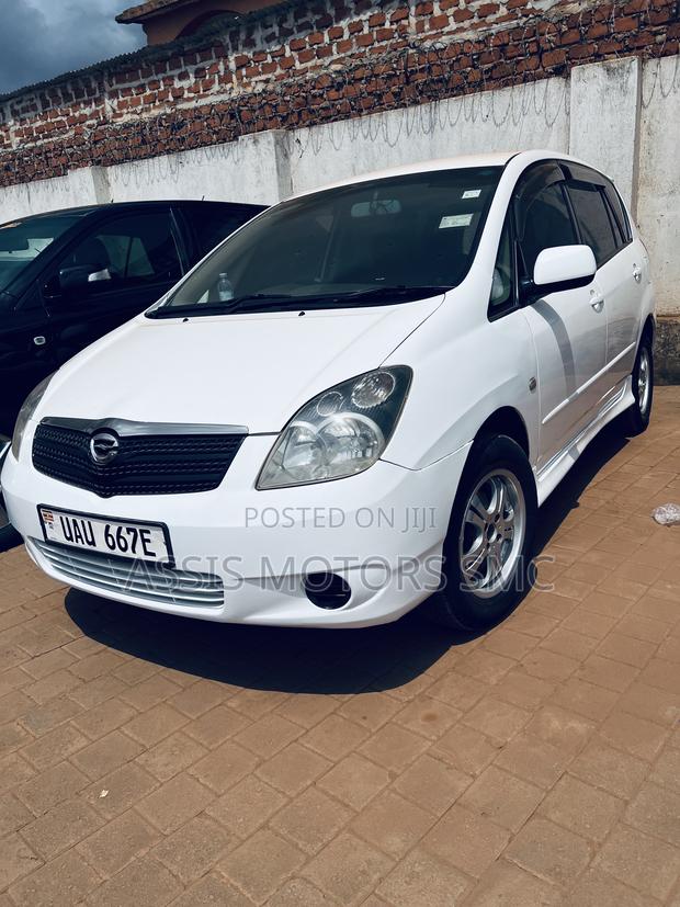 Toyota Corolla Spacio 2004 White