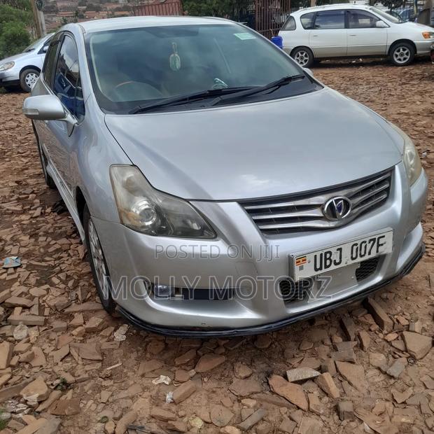 Toyota Blade 2006 Silver