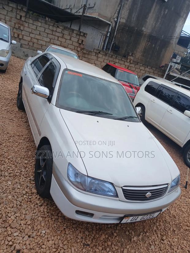 Toyota Premio 2005 Silver
