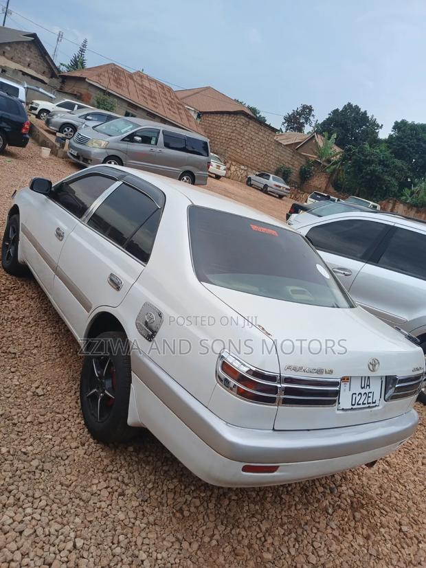 Toyota Premio 2005 Silver