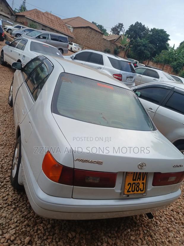 Toyota Corona Premio 2001 Silver
