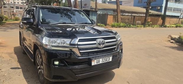 Toyota Land Cruiser 2017 Black