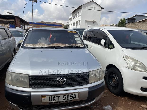 Toyota Probox 2004 Silver