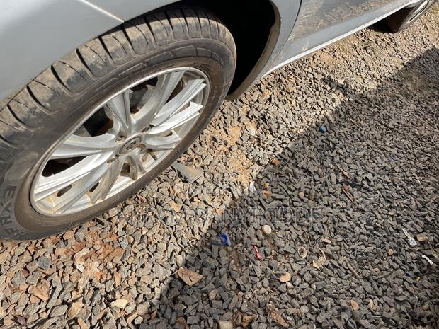 Toyota Ractis 2008 Silver