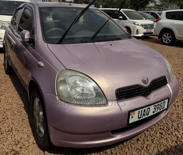 Toyota Vitz 2007 Pink