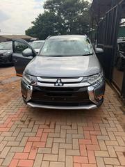 Mitsubishi Outlander 2017 Gray for sale