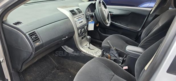 Toyota Corolla Fielder 2010 Silver
